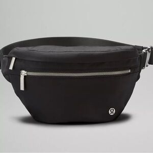 Lululemon City Adventurer Belt Bag in Black 2.5L - Sold out online NWT